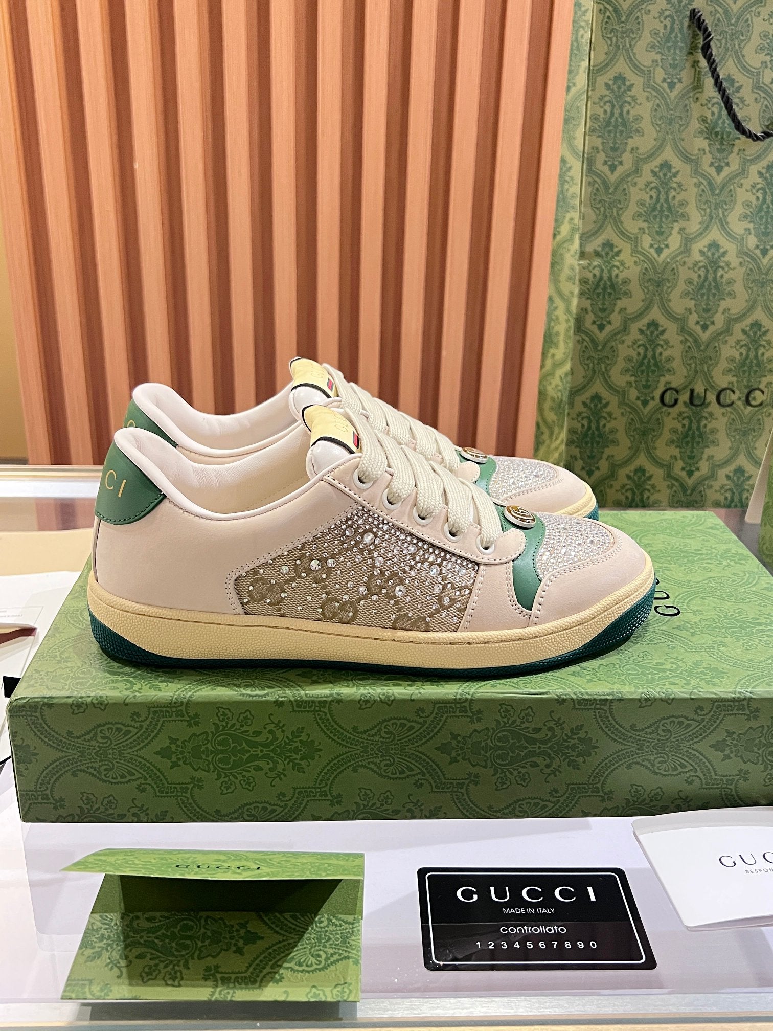 Gucci Distressed Sneakers - Pre owned