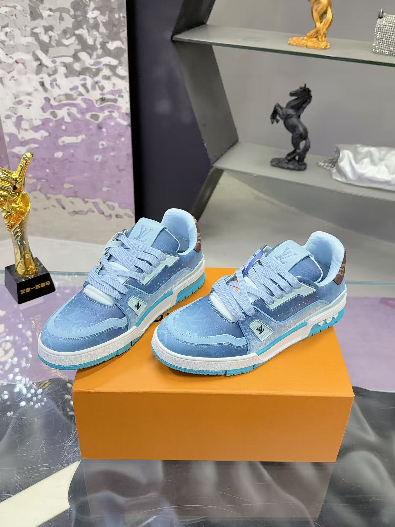 LV Trainer Sneaker - Pre owned